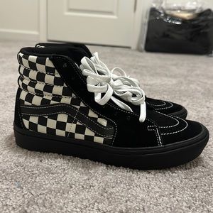 Vans SK8-HI Comfy Cush Classic Black/White Checkered Zebra.